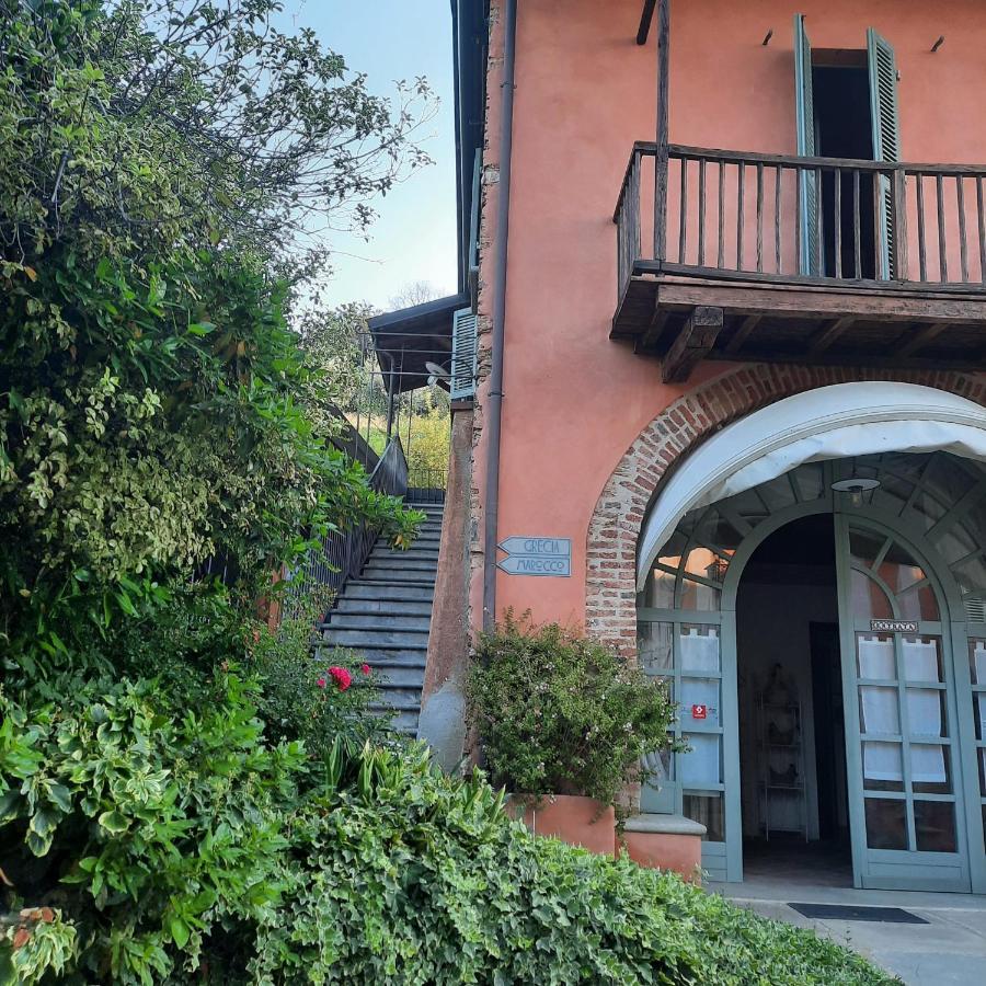 Segnavento -Rooms And Suites- Manta Exterior foto